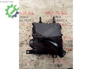RENAULT FLUENCE MOTOR İÇİ SİGORTA KUTUSU ÇIKMA