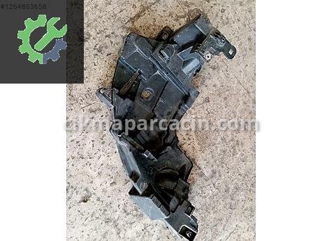 Renault Fluence Far Braketi çıkma parça