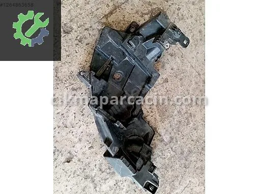 Renault Fluence Far Braketi çıkma parça
