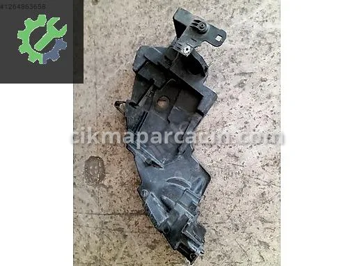 Renault Fluence Far Braketi çıkma parça