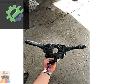 Renault Kadjar Silecek Kolu çıkma parça