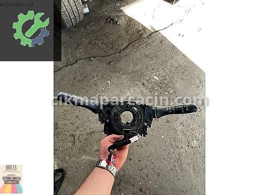 Renault Kadjar Silecek Kolu 255678341R çıkma parça