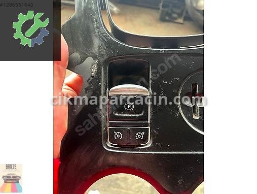 Renault Kadjar Konsol çıkma parça