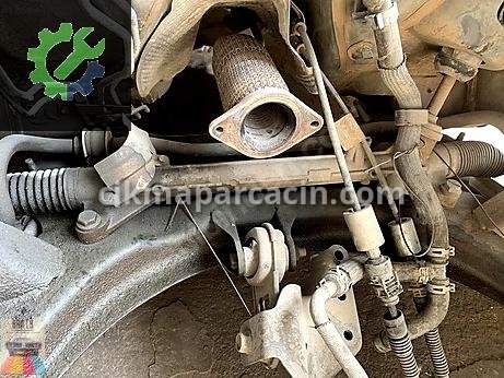 Renault Kadjar Egzoz çıkma parça