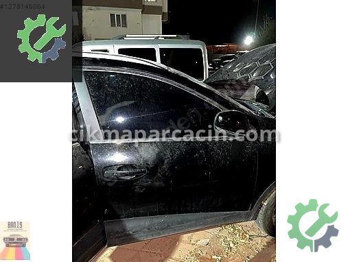 Renault Kadjar Sağ Ön Kapı Kolu çıkma parça