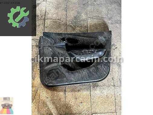 Renault Kadjar Kapı Döşemesi 809008627R çıkma parça