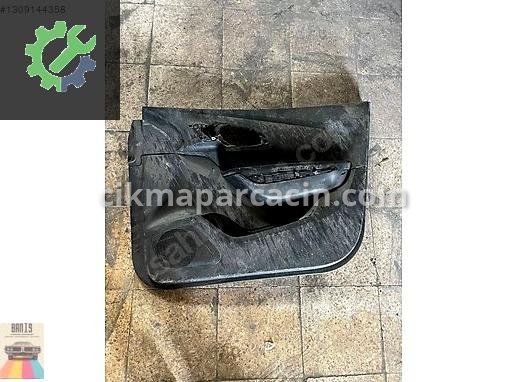 Renault Kadjar Kapı Döşemesi 809008627R çıkma parça