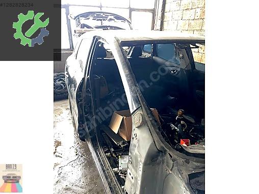 Renault Kadjar Kapı (Ön Sol) çıkma parça