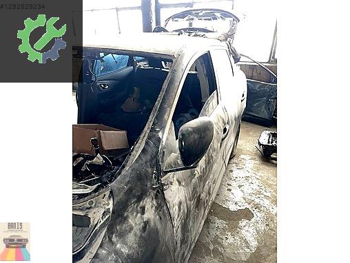 Renault Kadjar Kapı (Ön Sol) çıkma parça