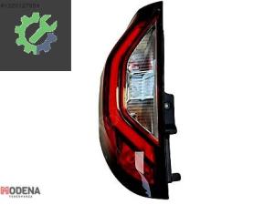 RENAULT KANGOO 2023- ARKA STOP LAMBASI SOL SIFIR 265507558R