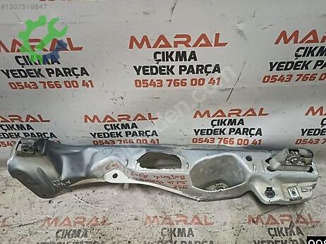 Renault Kangoo Çamurluk (Ön) çıkma parça