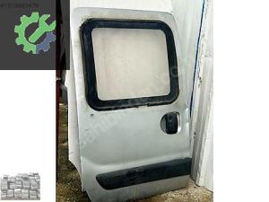 RENAULT KANGOO SÜRGÜLÜ KAPI