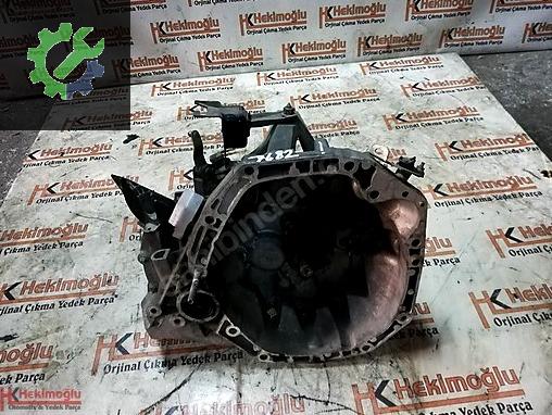 Renault Kangoo Şanzıman Komple 8200973738 çıkma parça