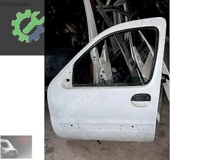 RENAULT KANGO SOL KAPI