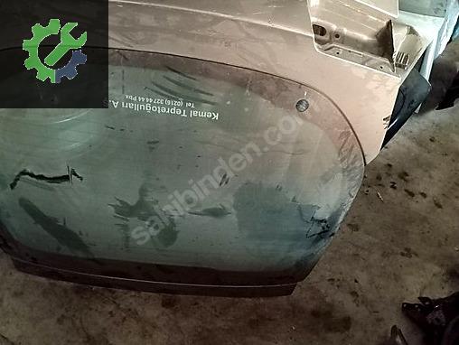 RENAULT LAGUNA3 CAMLİ BAGAJ KAPAGİ