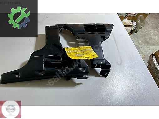 RENAULT LAGUNA 1 ÖN TAMPON BAĞLANTI BRAKETİ MAİS 7701205247