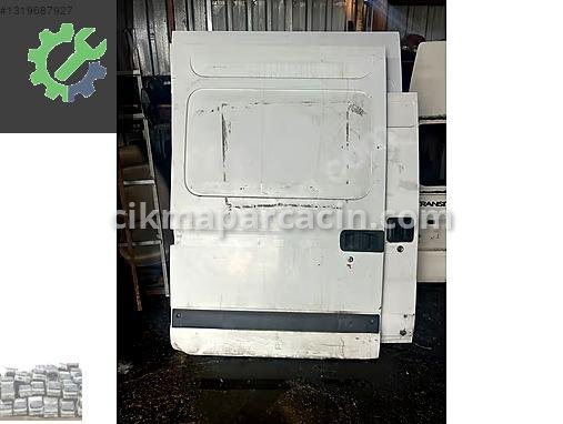 Renault Master Sağ Kapı çıkma parça