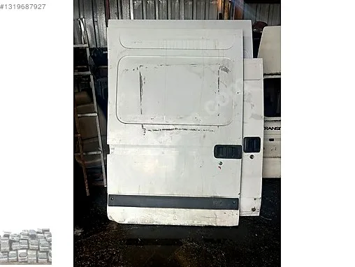 Renault Master Sağ Kapı çıkma parça