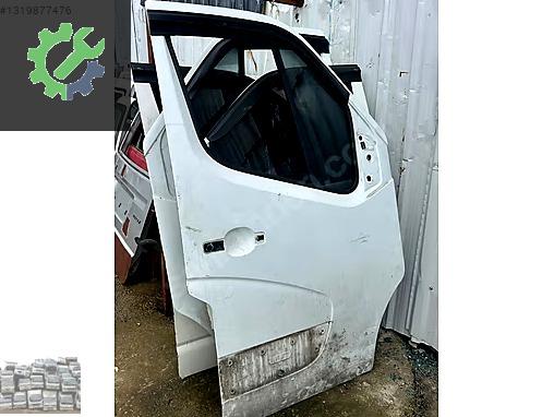 RENAULT MASTER SAĞ ÖN KAPI