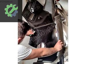 RENAULT MEGANE2 SAĞ ARKA ÇAMURLUK