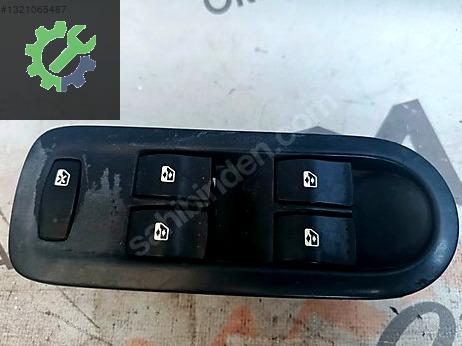 Renault Megane Kapı (Ön Sol) çıkma parça