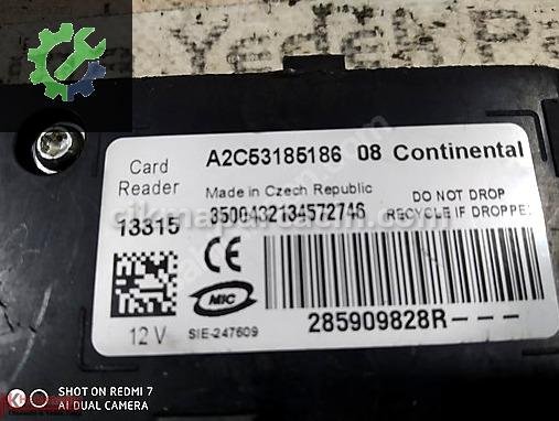 Renault Megane Beyin 285909828R çıkma parça