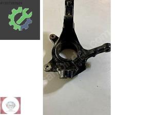RENAULT MEGANE 3 FLUENCE SAĞ ÖN AKS TAŞIYICI MAİS 400147163R