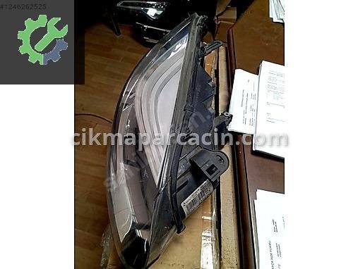 Renault Megane Sağ Ön Far çıkma parça