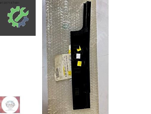 RENAULT MEGANE 3 SAĞ ÖN KAPI DİREK BAKALİTİ MAİS 802840011R