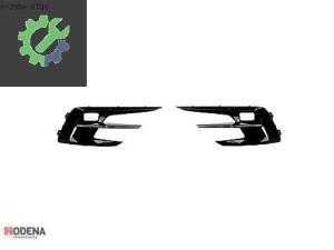 RENAULT MEGANE 4 2020- SİS KAPAĞI SİSLİ-KROMLU PARLAK SET SIFIR