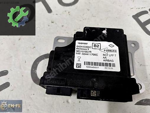 Renault Megane Beyin 640443300B çıkma parça