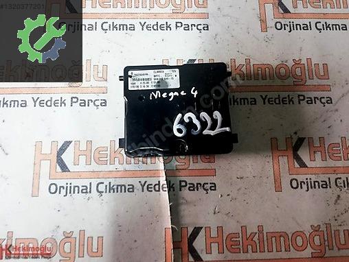 Renault Megane Beyin 5HB012649-15 çıkma parça