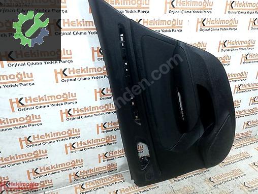 Renault Megane Kapı (Arka Sağ) 156140701 çıkma parça