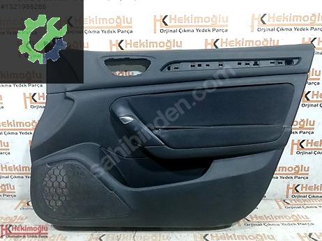 Renault Megane Kapı (Ön Sağ) çıkma parça