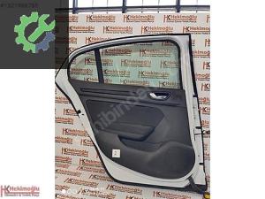 RENAULT MEGANE 4 SOL ARKA KAPI DÖŞEMESİ HATASIZ (DOLU & BOŞ) (2. Adet)