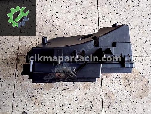 Renault Megane Sigorta Kutusu 284B51057R çıkma parça