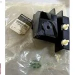 RENAULT MEGANE ARKA TAMPON BRAKETİ SOL MAİS 7700423118