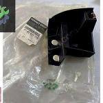 RENAULT MEGANE ARKA TAMPON BRAKETİ SOL MAİS 7700423118