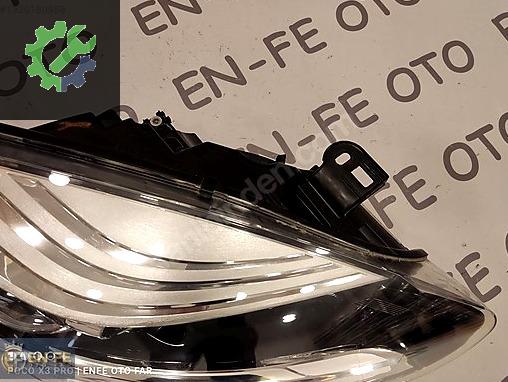 Renault Megane Sağ Ön Far 260108719R çıkma parça