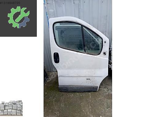 RENAULT TRAFİC SAĞ KAPI
