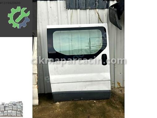 Renault Trafic Sağ Kapı çıkma parça