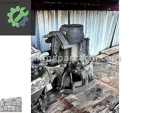 Renault Clio Şanzıman Komple çıkma parça