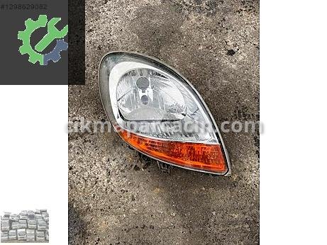 Renault Kangoo Sağ Ön Far çıkma parça