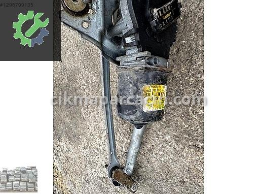 Renault Kangoo Silecek Motoru çıkma parça
