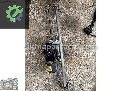 Renault Kangoo Silecek Motoru çıkma parça