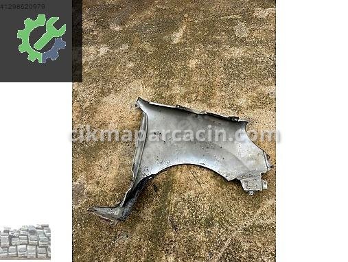 Renault Kangoo Sol Ön Çamurluk çıkma parça