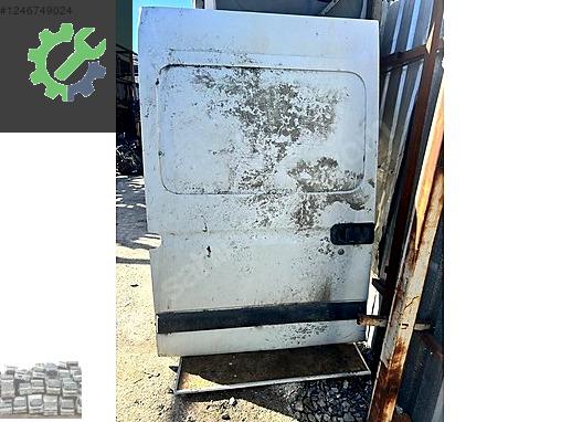 RENO MASTER 2 PANELVAN SÜRGÜLÜ KAPI