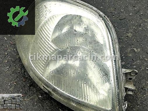 Renault Master Sağ Ön Far çıkma parça