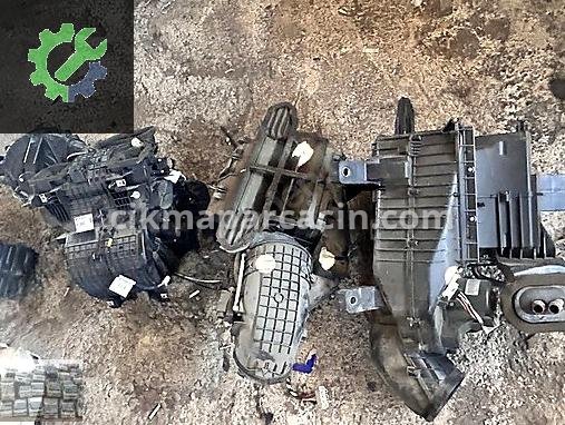 Renault Master Kalorifer Kutusu çıkma parça