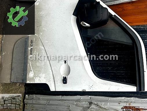 Renault Master Ön Konsol Panel çıkma parça
